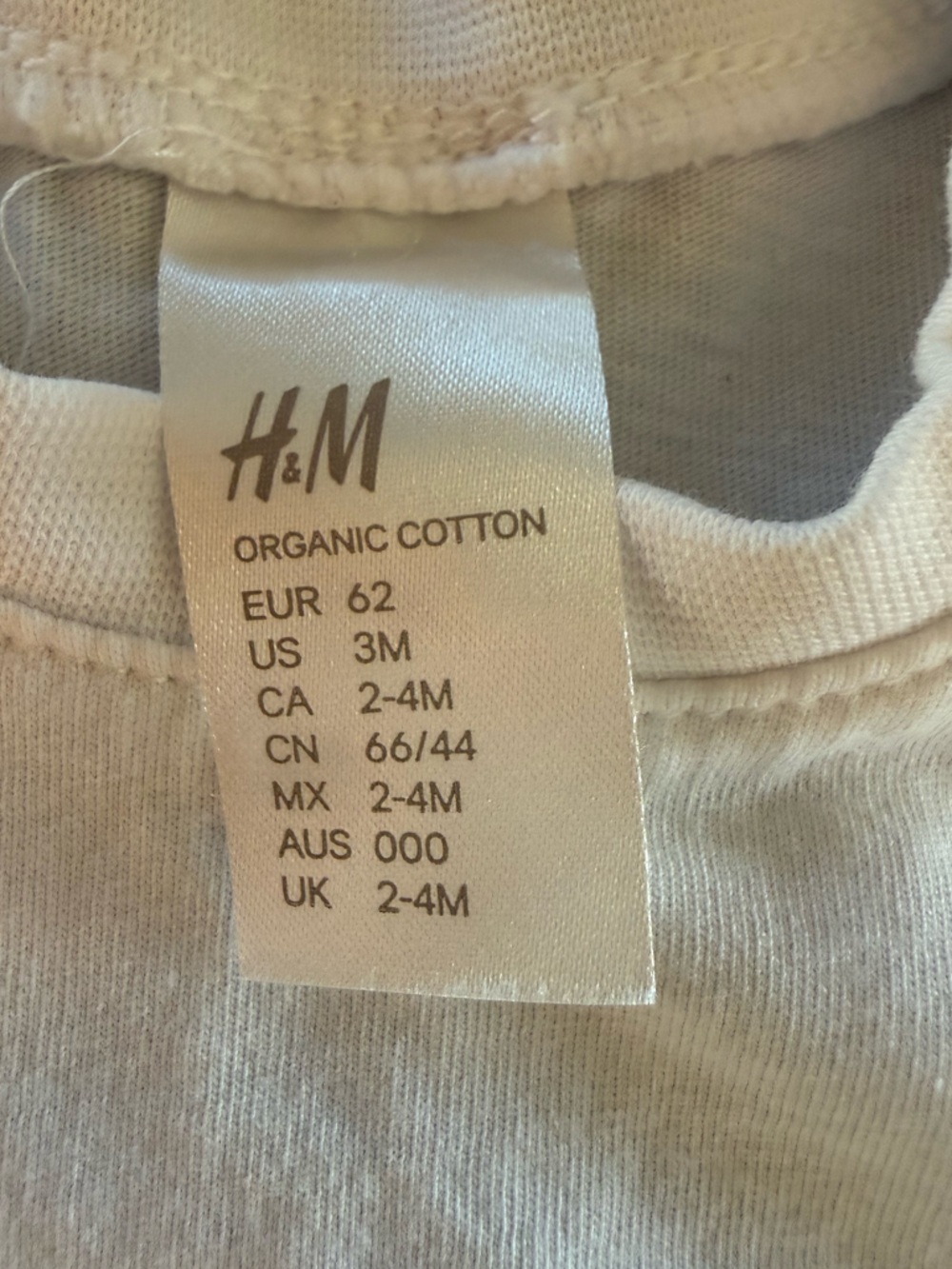 6 H&M Kids Crew Neck T-Shirt Bundle - Navy, Gray, Tan, Cream, White - Picture 3 of 11